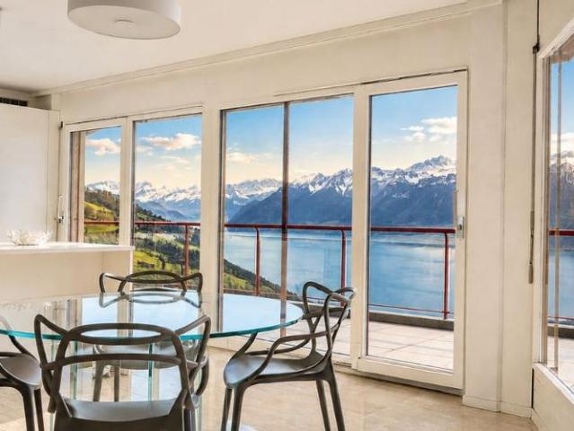 Duplex mit außergewöhnlichem Seeblick in Lutry
