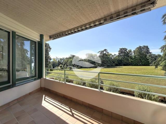 Duplex mit Dachterrasse in Wohnanlage in der Nähe des Sees