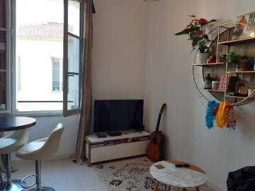 Duplex Nouveau Saint Roch meublé et climatisé