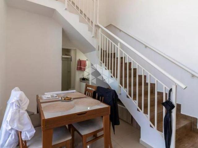 Duplex no Jardim São Paulo com 3 Dormitórios e 2 Vagas de garagem
