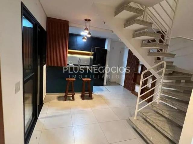 Duplex na Rua do Mercadão, mobiliado, porteira fechada, venha morar na melhor rua da Cidade, ao lado