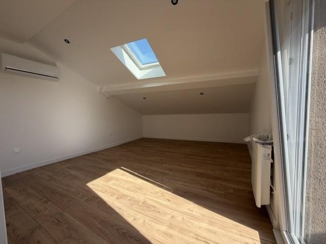 DUPLEX NEUF SAINT JEAN BONNEFONDS