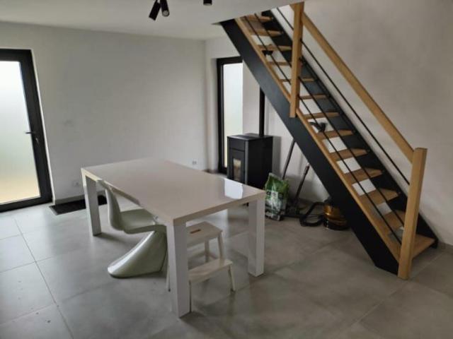 Duplex neufs lumineux