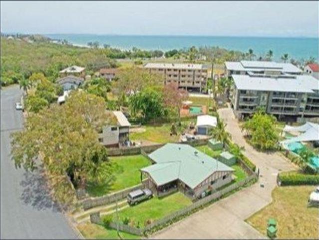 Duplex Near the Beach