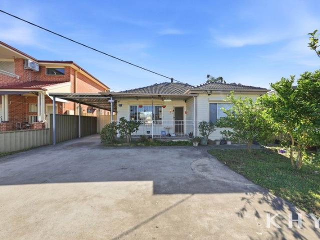 Duplex site on a prime location
