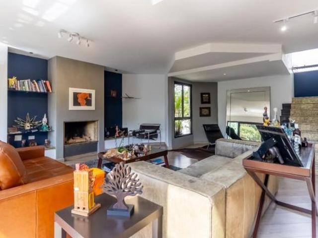Duplex para venda com 3 quartos, 245m²