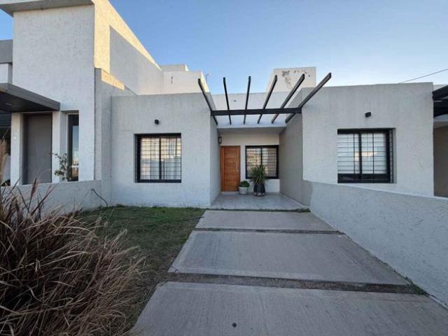 DUPLEX PB 2DORMIT 2BAÑOS SOLARES DE MANANTIALES II