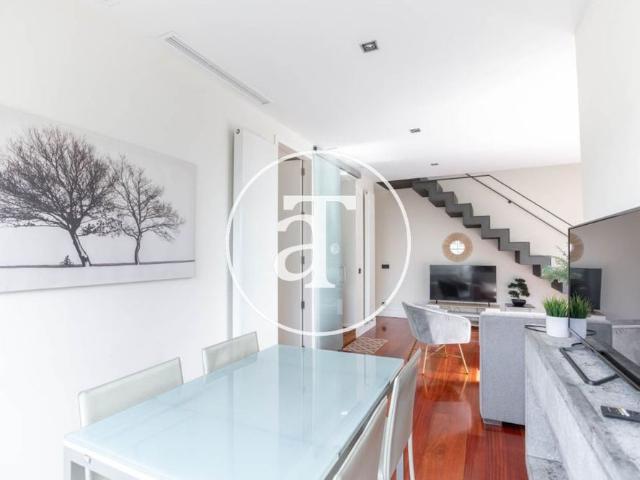 Duplex penthouse for rent with 3 bedrooms and 2 terraces in Tetuán
