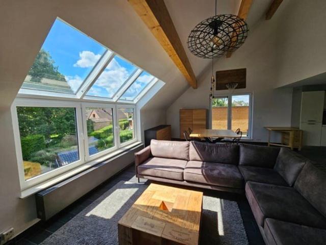 Duplex Penthouse 3bd 2 bathroom