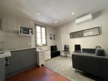 DUPLEX RENOVE EN CENTRE VILLE DE BEAUSOLEIL