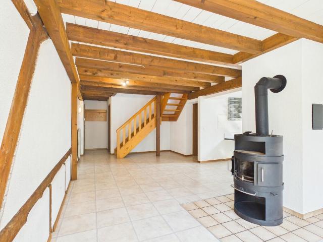 Duplex Wohnung mit Garten im Zentrum von Windisch