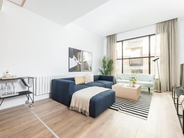 Duplex with terrace for rent in the center of Madrid