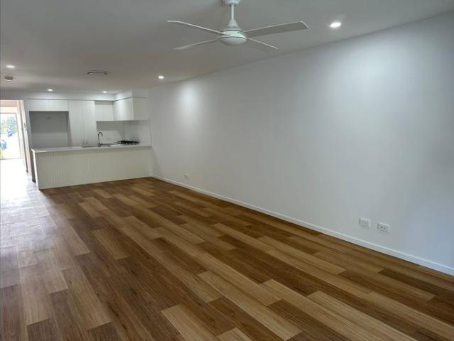 Duplex With The Extra Details That Matter – A Cut Above the Rest!