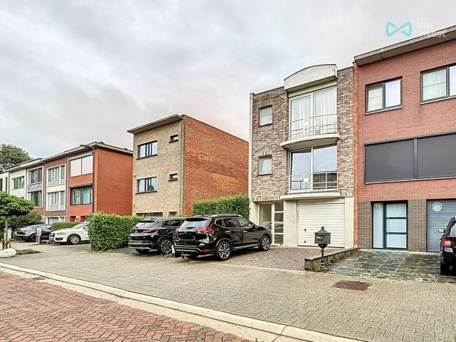 Duplex with three bedrooms in Kontich