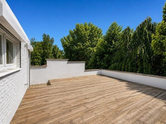 Duplex with a large terrace 2 bedrooms + office in Lembeek