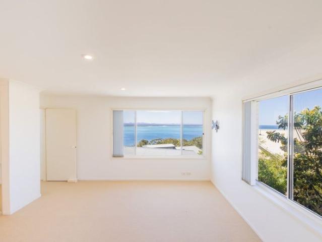 DUPLEX WITH STUNNING WATER VIEWS