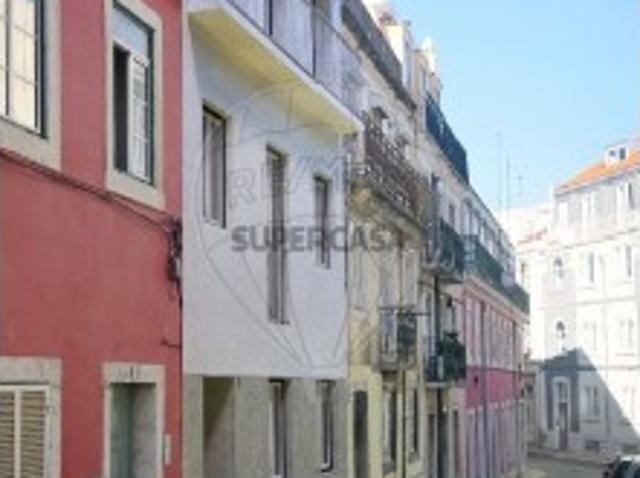 Duplex T1 em Santo António