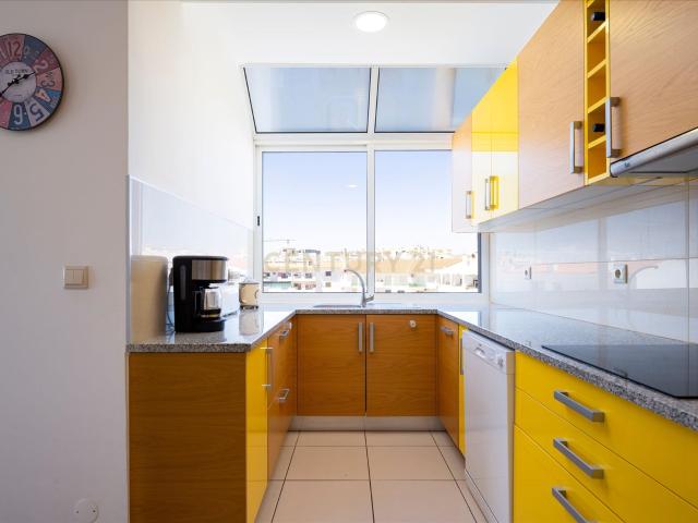 Duplex T2 com Garagem Box – Edf.Santa Eulália Praia, Albufei. 64m² Albufeira e Olhos de Água