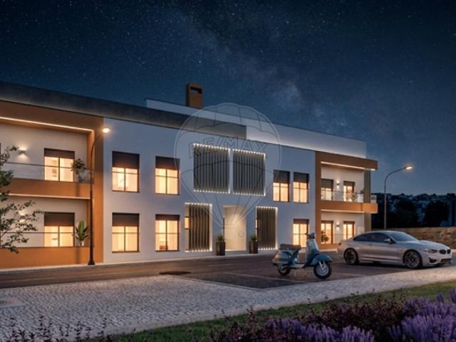 Duplex T2 à venda em Sapataria, Sobral de Monte Agraço RE/MAX Portugal