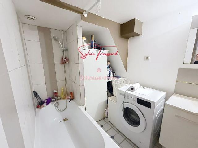 Duplex T2 Bis de 40m² Capucins/Gare St Jean Proximité Immédiate des univertsités