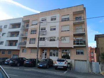 Duplex T2 em Agualva e Mira Sintra