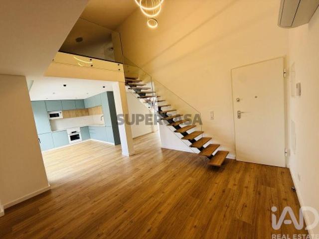 Duplex T2 em Alcabideche de 92,00 m²