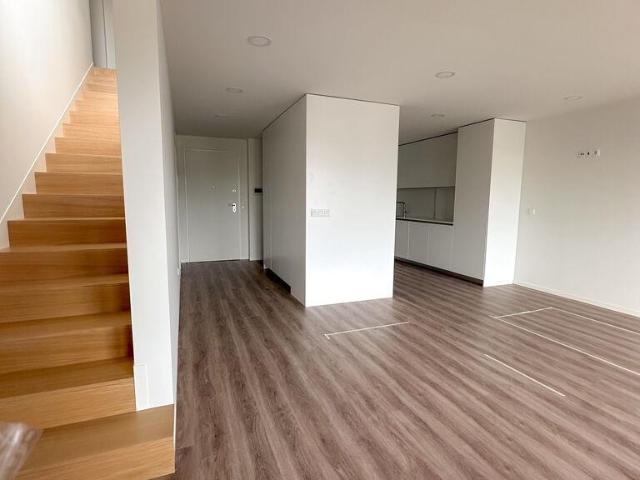 Duplex T2 em Feitosa de 62,5 m²