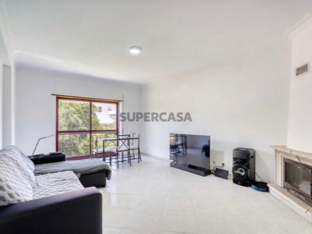 Duplex T2 em Rio de Mouro