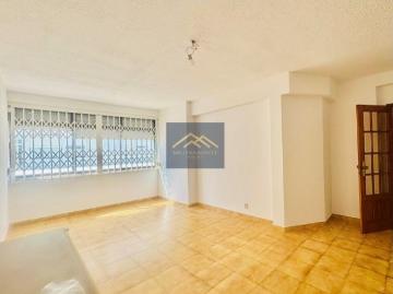 Duplex T3+1 de 140 M2 na Costa de Caparica com Garagem e Elevador