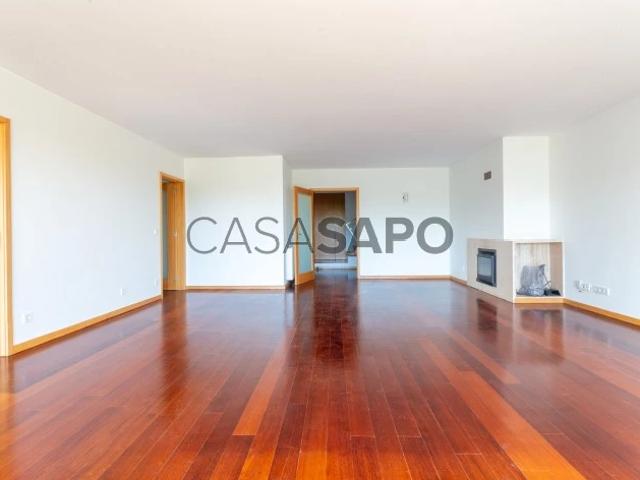 Duplex T3+1 para alugar no Porto