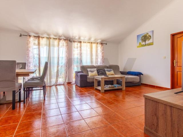 Duplex T3 com Terraço e Vista Desafogada no Cacém