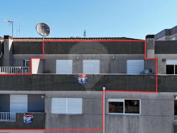 Duplex T3 à venda em Felgueiras