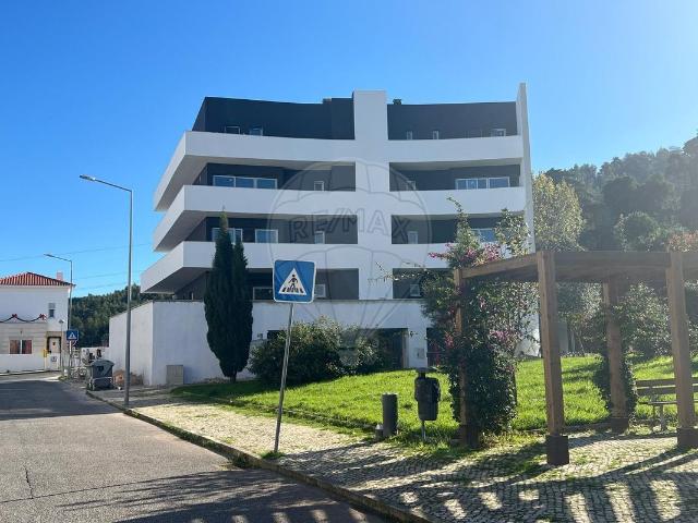 Duplex T3 à venda em Loures