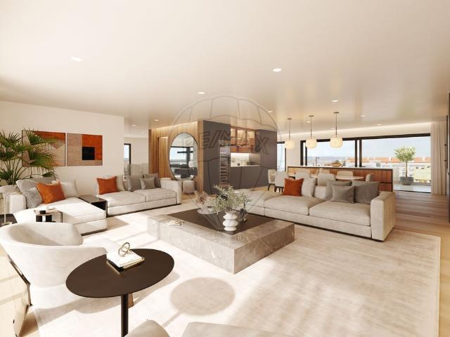 Duplex T4 à venda em Alcochete, Alcochete RE/MAX Portugal