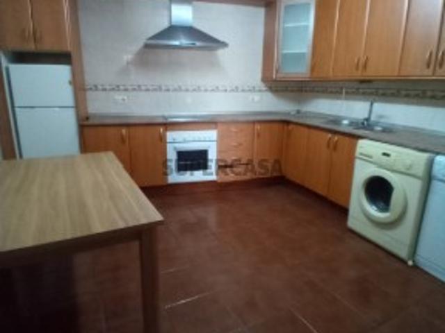 Duplex T4 em Caia, São Pedro e Alcáçova