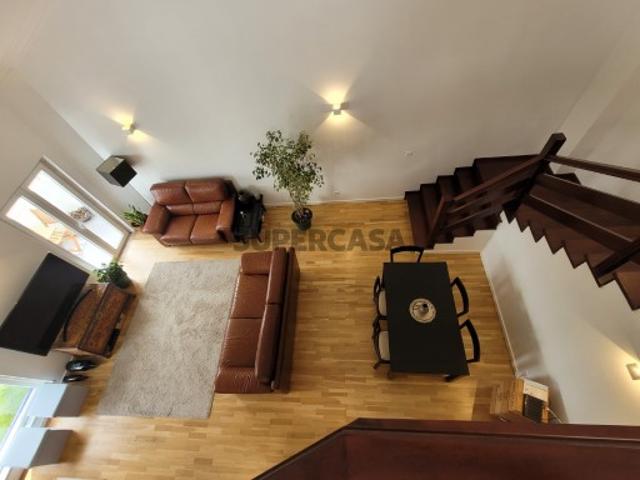 Apartamento T4 em Quinta do Anjo