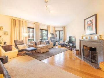 Duplex T5 | 5 Suites | Quinta dos Alcoutins — Lisboa 241m² Lumiar
