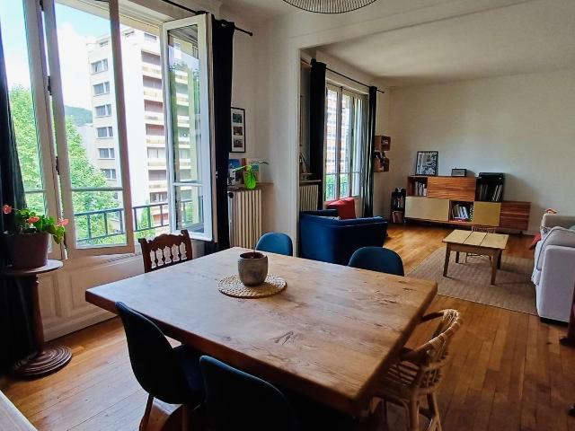 DUPLEX T5 avec terrasse