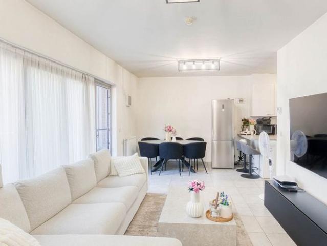 Duplex te huur in Temse voor € 950 met 2 slaapkamers