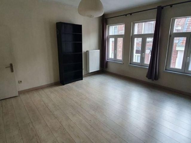 Duplex te huur in Tournai voor € 360 met 1 slaapkamer