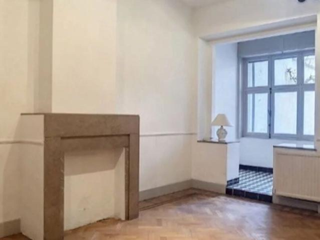 Duplex te huur in Vorst voor € 2.770 met 4 slaapkamers