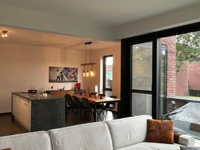 Duplex te huur in Wijchmaal voor € 975 met 2 slaapkamers