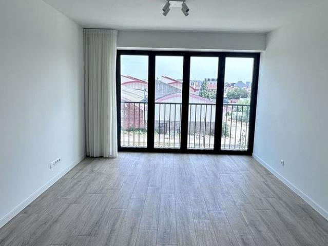 Duplex te huur in Antwerpen voor € 1.000 met 2 slaapkamers