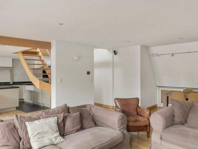 Duplex te huur in Antwerpen voor € 1.250 met 2 slaapkamers