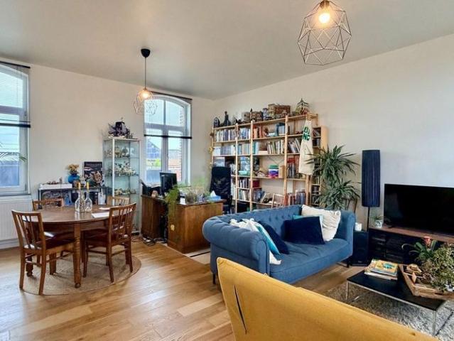 Appartement te huur in Ardooie voor € 800 met 2 slaapkamers