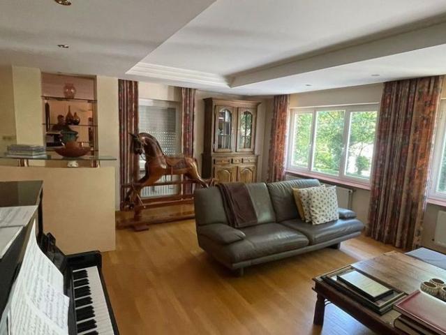 Duplex te huur in Beveren Leie voor € 975 met 3 slaapkamers