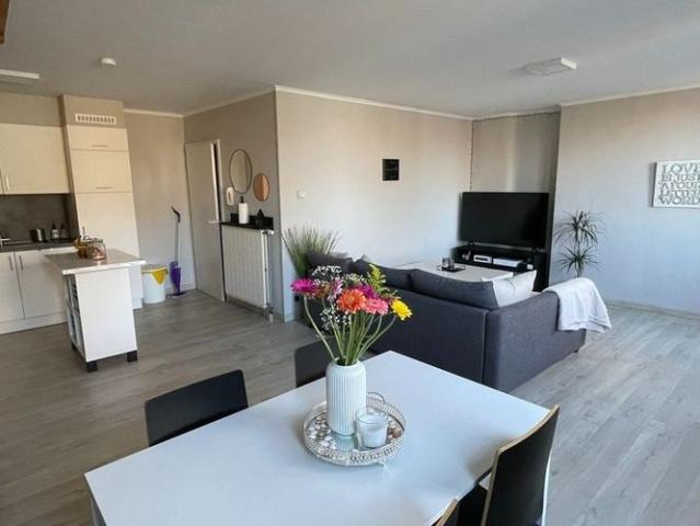 Duplex te huur in Brugge voor € 750 met 1 slaapkamer