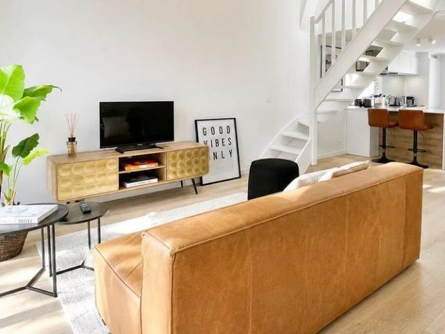 Duplex te huur in Brussel voor € 1.850 met 1 slaapkamer