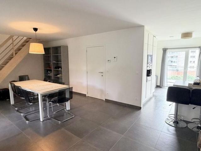 Duplex te huur in Genk voor € 1.100 met 2 slaapkamers