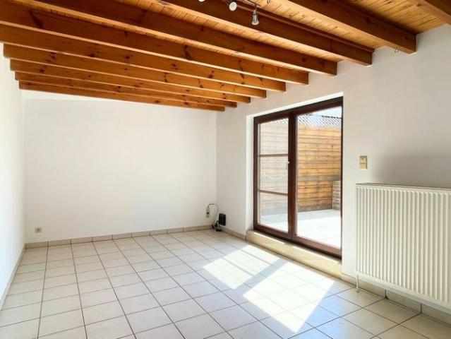 Duplex te huur in Heist op den Berg voor € 750 met 2 slaapkamers